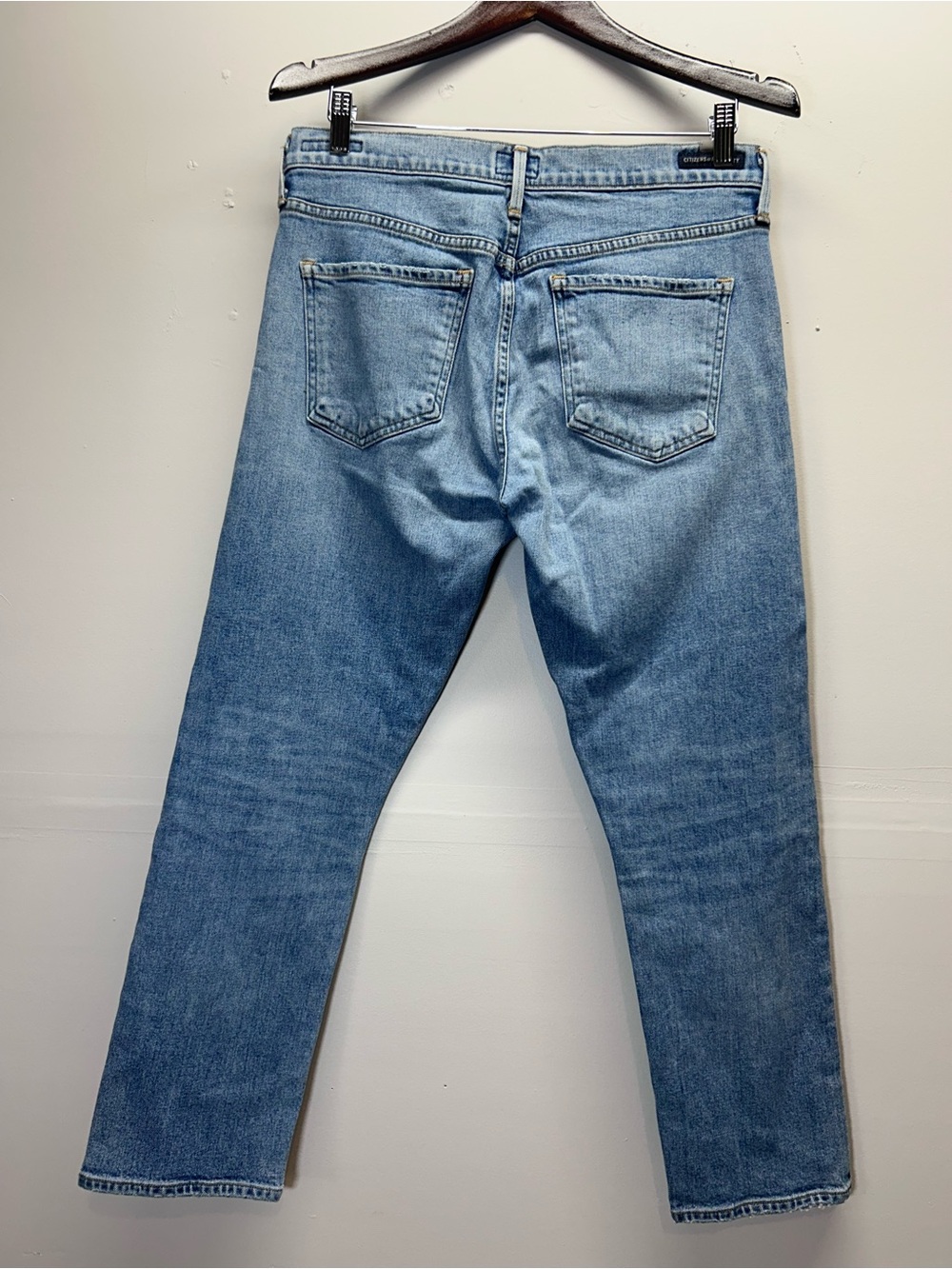 Citizens of Humanity Elsa Mid-Rise Slim Fit Crop- 30 - Picture 8 of 16